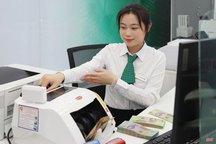 Ngành Ngân hàng Hà Tĩnh tạo điều kiện cho doanh nghiệp vay vốn đầu tư.