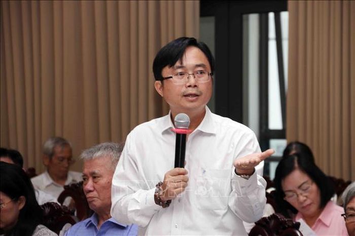 PGS.TS Đỗ Phú Trần Tình, Viện trưởng Viện phát triển chính sách, Đại học Quốc gia TP Hồ Chí Minh, góp ý Dự thảo Luật.