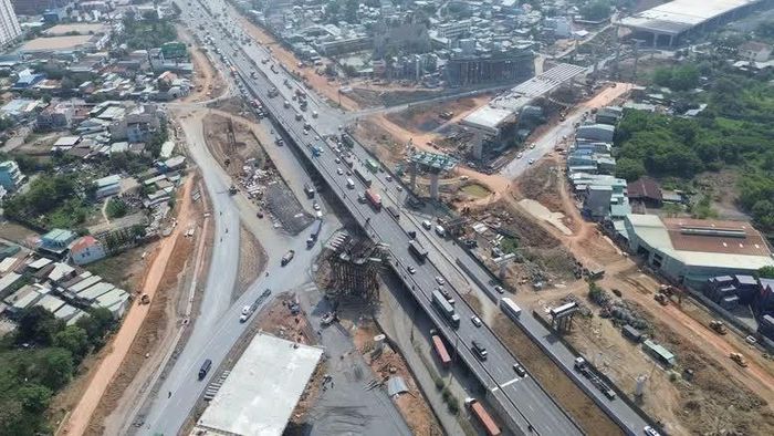 Nút giao Tân Vạn công trình trọng điểm nằm tại vị trí giáp ranh giữa TP Đồng Nai và TP Hồ Chí Minh.