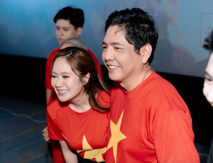 Thanh Thúy và Đức Thịnh tích cực quảng bá phim trong giai đoạn khó khăn. Ảnh: FBNV