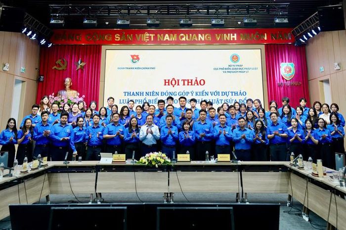 Hội thảo có ý nghĩa quan trọng, nhằm cụ thể hóa Nghị quyết số 66-NQ/TW ngày 30/4/2025 của Bộ Chính trị về đổi mới công tác xây dựng và thi hành pháp luật. Ảnh: NT.