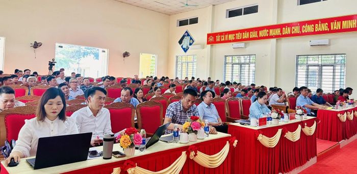 Các đại biểu dự Hội nghị.