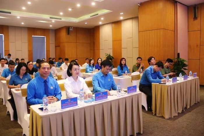 Các đại biểu dự lễ ký kết.
