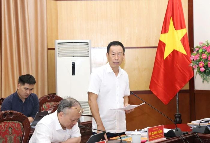 Phó Chủ tịch UBND tỉnh Lê Quang Hùng phát biểu tại hội nghị.