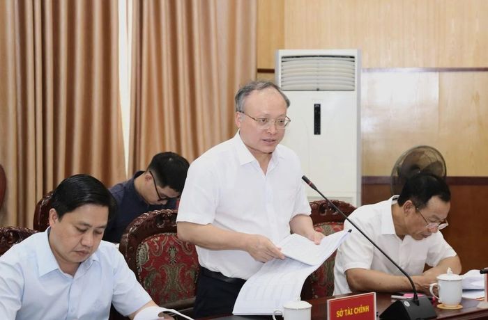 Giám đốc Sở Tài chính Lê Trọng Thụ báo cáo tiến độ thực hiện giải ngân vốn đầu tư công năm 2026.