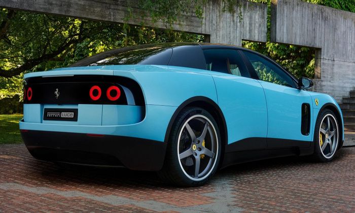 Nhiều người yêu xe cho rằng mẫu siêu xe mới của Ferrrari giống như một chiếc Faraday Future mới, với kiểu dáng bên hông giống Li Auto i6, đèn hậu giống Firefly EV, và phần đầu xe giống AUDI E5 chỉ bán ở Trung Quốc. Nó mang lại cảm giác của một chiếc xe trong tầm giá 200.000 nhân dân tệ. Những người khác so sánh nó với Xiaomi YU7 GT, có công suất gần 1000 mã lực, pin 101 kWh, và bạn có thể mua ít nhất 12 chiếc với giá của một chiếc Luce. Ảnh: Ferrari.