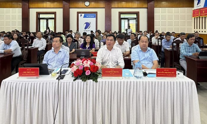 Quang cảnh hội thảo.