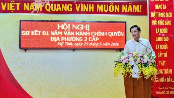 Bí thư Đảng ủy, Chủ tịch HĐND phường Mỹ Thới Trần Minh Nhựt phát biểu chỉ đạo.