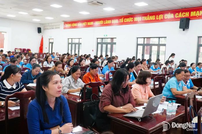 Cán bộ các cơ sở hội tham gia lớp tập huấn. Ảnh: Văn Tâm