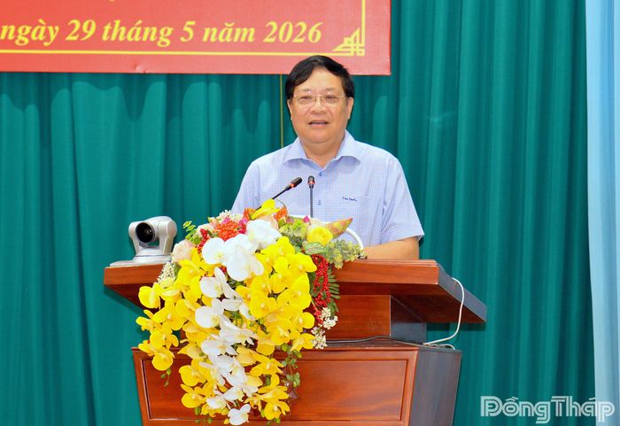 Đồng chí Phạm Thành Ngại, Phó Bí thư Tỉnh ủy, Chủ tịch UBND tỉnh Đồng Tháp phát biểu tại hội nghị.