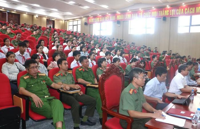  Các đại biểu dự tại điểm cầu Gia Lai. Ảnh: Quang Tấn 