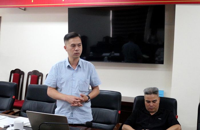 Lãnh đạo Văn phòng Tây Bắc (Báo Nông thôn Ngày nay/Điện tử Dân việt) phát biểu ý kiến tại buổi họp báo. 