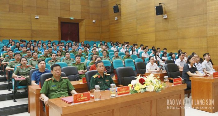 Các đại biểu dự lễ phát động tại điểm cầu tỉnh Lạng Sơn