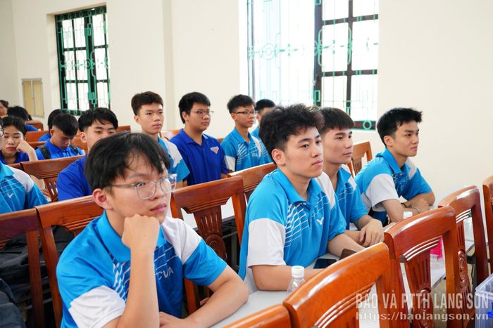 Các thí sinh tham gia hội thi
