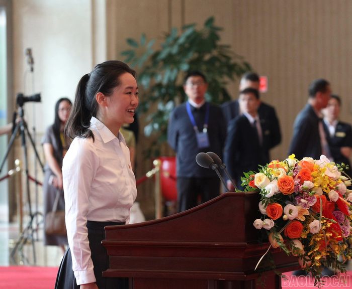 Đại diện tuổi trẻ tỉnh Vân Nam phát biểu.