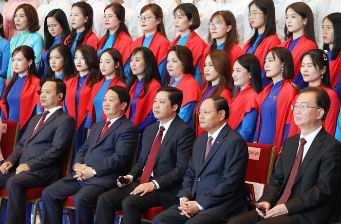 Lãnh đạo các tỉnh dự buổi gặp mặt.