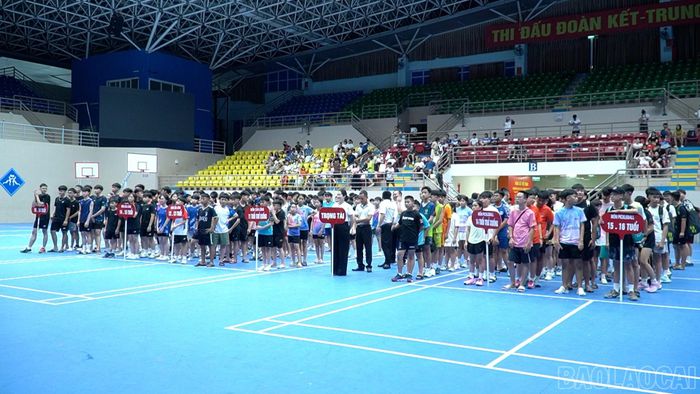Giải thu hút hơn 400 vận động viên tham gia tranh tài.