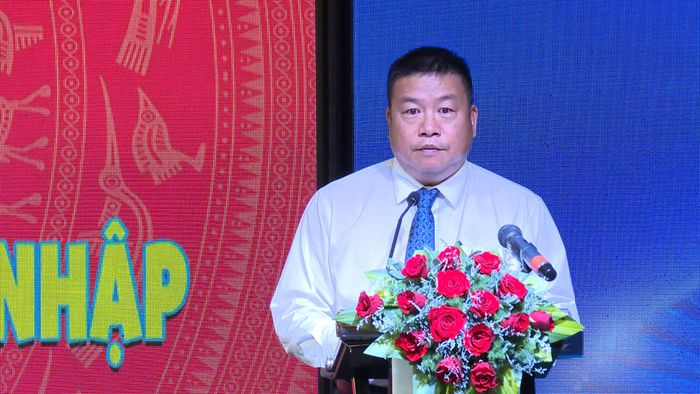 Đồng chí Võ Hoàn Hải, Ủy viên Ban Thường vụ Tỉnh ủy, Trưởng Ban Tuyên giáo và Dân vận Tỉnh ủy Khánh Hòa phát biểu chào mừng