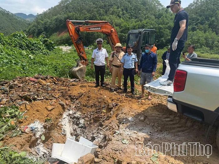 Lực lượng chức năng tiêu hủy toàn bộ 269kg nội tạng động vật thu giữ được.