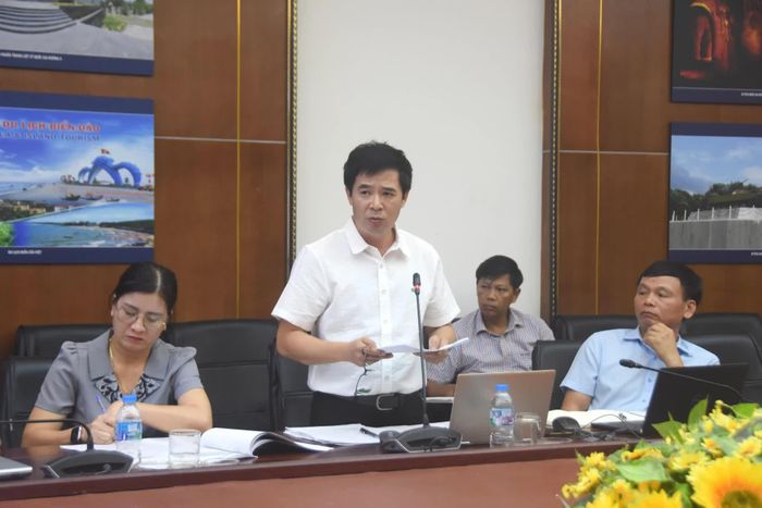 Đại diện Sở Xây dựng tham gia ý kiến - Ảnh: Đ.V