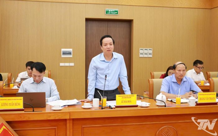 Đồng chí Chủ tịch UBND tỉnh Cao Bằng Lê Hải Hòa phát biểu tại Hội nghị.