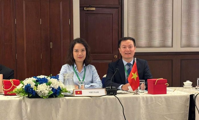 Đại diện Ủy ban Cạnh tranh Quốc gia tham dự và phát biểu tại Hội nghị
