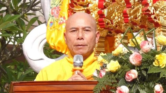 Thượng tọa Thích Nhuận Bảo tuyên đọc Thông điệp Phật đản Phật lịch 2570