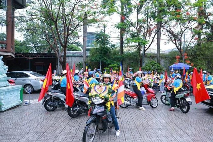 Đoàn diễu hành xe hoa sẽ khởi hành từ tổ đình Hội Khánh đến chùa Hội An 
