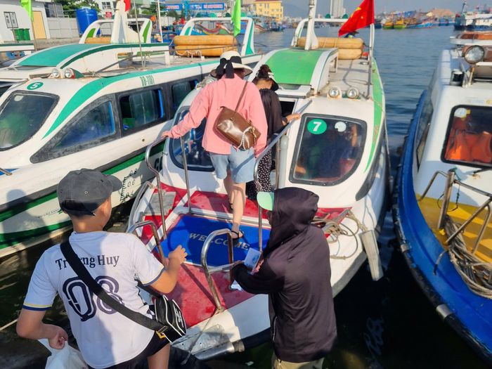 Các doanh nghiệp khai thác du lịch ở Gia Lai cần chú trọng đầu tư phương tiện nhằm đảm bảo an toàn cho hành khách.
