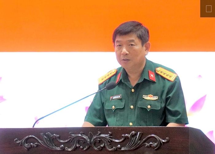 Phó Chủ nhiệm Chính trị Quân khu 9, Phó Trưởng Ban Thường trực Ban Chỉ đạo 515 Quân khu 9, Đại tá Nguyễn Thúc Linh phát biểu