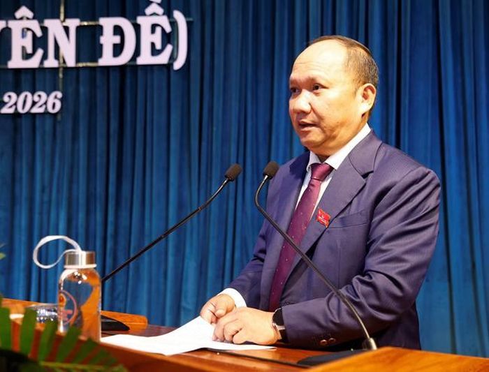 Phó Bí thư Tỉnh ủy, Chủ tịch HĐND tỉnh Rah Lan Chung phát biểu khai mạc kỳ họp. Ảnh: H.P
