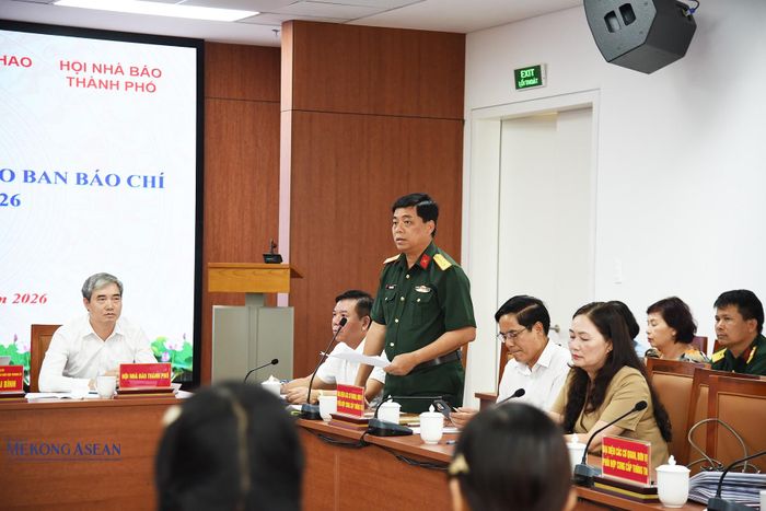 Đại tá Vũ Kim Thắng, Phó Chính ủy Bộ Chỉ huy Quân sự thành phố Hải Phòng phát biểu tại hội nghị. Ảnh: Mekong ASEAN.