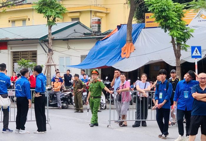 Công an TP Hà Nội huy động gần 1.600 cán bộ tham gia đảm bảo an ninh, trật tự cho Kỳ thi vào lớp 10.
