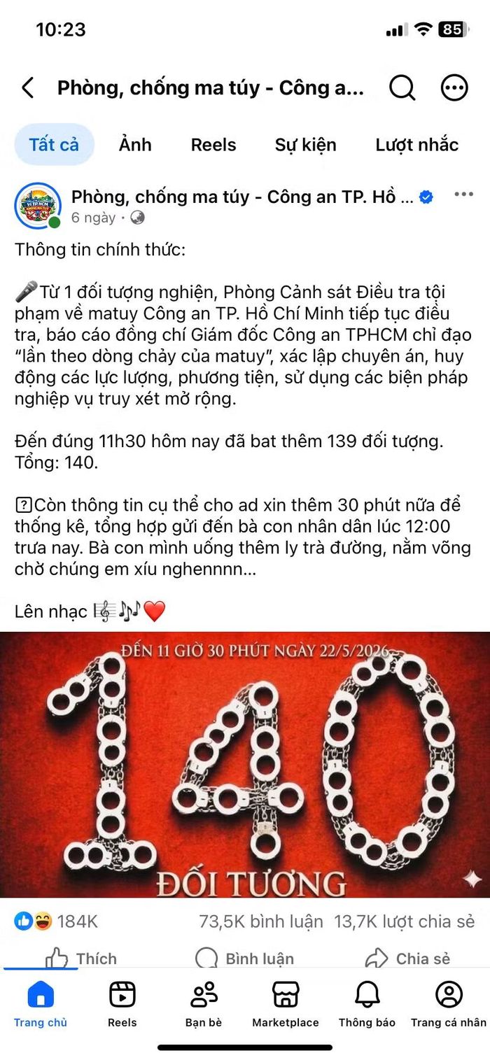Dòng trạng thái gây "bão mạng" trưa ngày 22/5/2026.