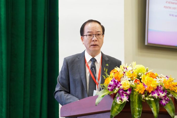 Giám đốc Bệnh viện Nhi Trung ương PGS.TS Trần Minh Điển phát biểu tại lễ kỷ niệm.