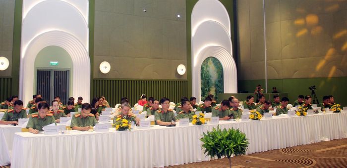 Các đại biểu Công an tỉnh An Giang dự hội nghị.