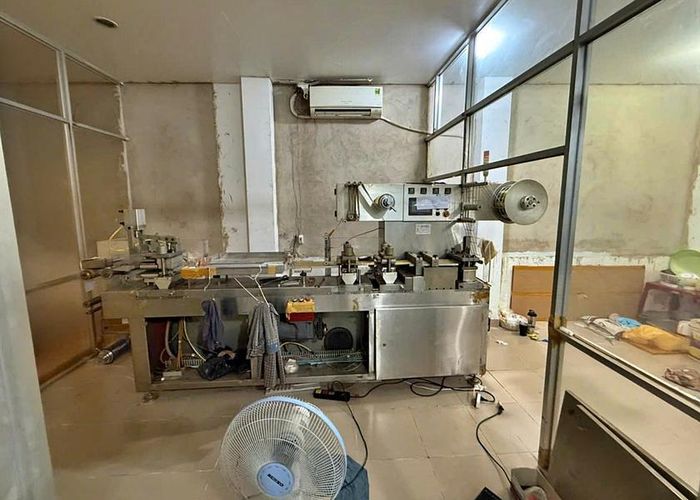 Cơ sở sản xuất hàng cấm là thuốc đông dược giả của đối tượng.