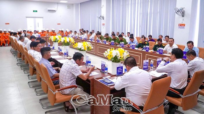 Các lực lượng tham gia diễn tập họp triển khai nhiệm vụ cụ thể cho từng lực lượng.