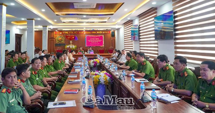 Các đại biểu tham dự tại điểm cầu Công an tỉnh Cà Mau.