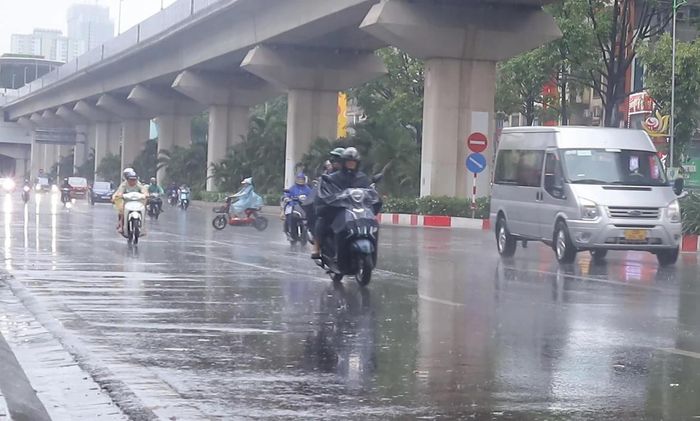 Thời tiết hôm nay, Bắc Bộ mưa dông diện rộng (Ảnh minh họa).