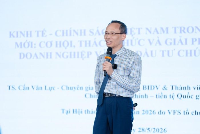 TS. Cấn Văn Lực - Chuyên gia Kinh tế trưởng BIDV, thành viên Hội đồng Tư vấn Chính sách Tài chính Tiền tệ quốc gia.