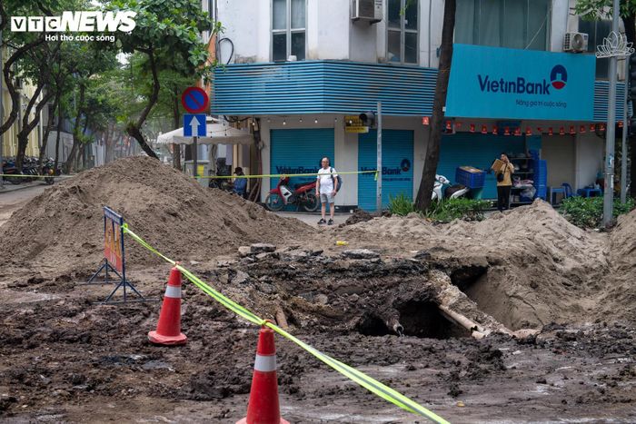Dự án được kỳ vọng góp phần giảm tình trạng ngập úng tại khu vực phố Phan Bội Châu - Lý Thường Kiệt và khu phố cổ, vốn là những điểm thường xuyên xảy ra ngập sâu sau các trận mưa lớn.