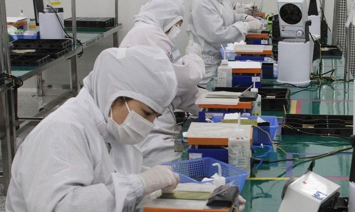 Nhóm ngành sản xuất – chế biến tiếp tục giữ vai trò dẫn dắt thị trường lao động. (Ảnh: Pinterest)
