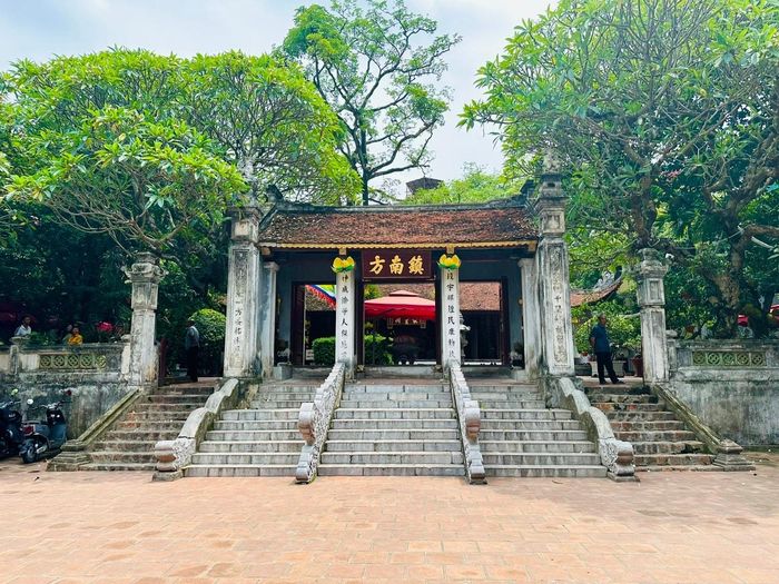 Đền Kim Liên trấn phía Nam kinh thành Thăng Long. Ảnh: Hoàng Quyên