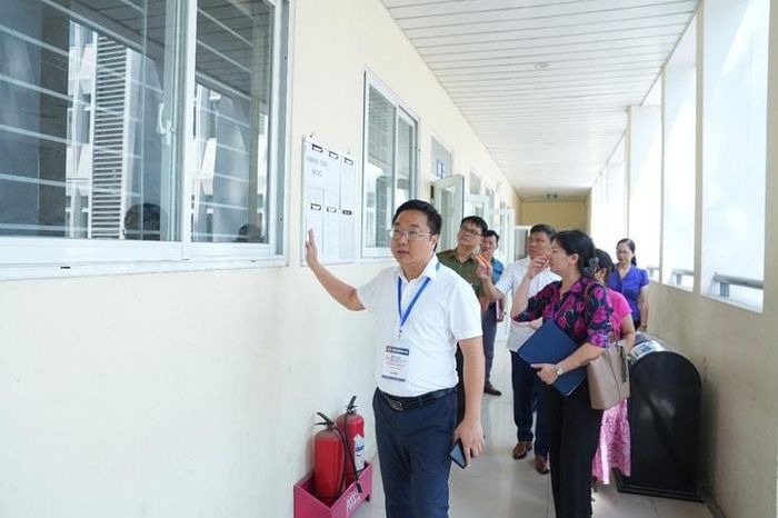 Với sự chuẩn bị chu đáo, toàn diện, xã Gia Lâm đã sẵn sàng mọi điều kiện tốt nhất để Kỳ thi tuyển sinh vào lớp 10 THPT năm học 2026 - 2027 diễn ra thành công.