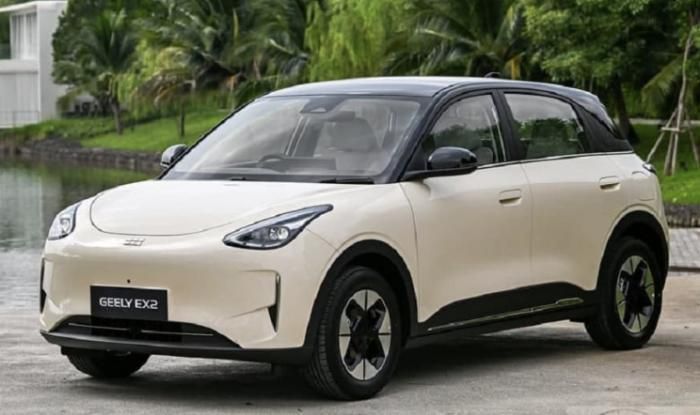 Khả năng sạc nhanh cũng là lợi thế lớn của Geely EX2 mới.