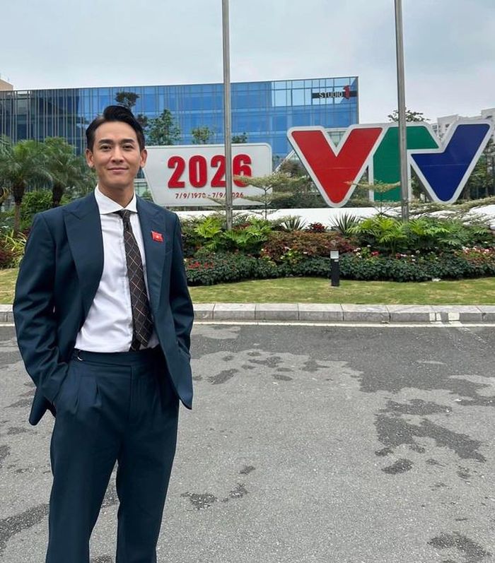 Hứa Vĩ Văn vẫn độc thân ở tuổi 47.
