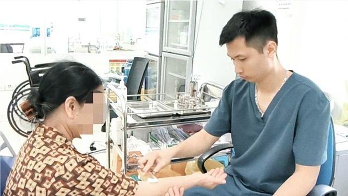 Sai lầm lớn nhất của người dân là chờ xem chó, mèo có chết sau khi cắn người không rồi mới đi tiêm.