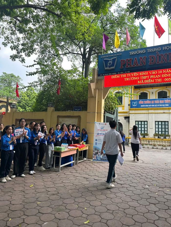 Điểm thi tại trường THPT Phan Đình Phùng.
