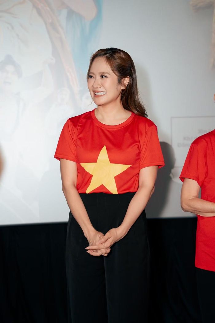 Vợ chồng Thanh Thúy, Đức Thịnh chăm chỉ đi cinetour.